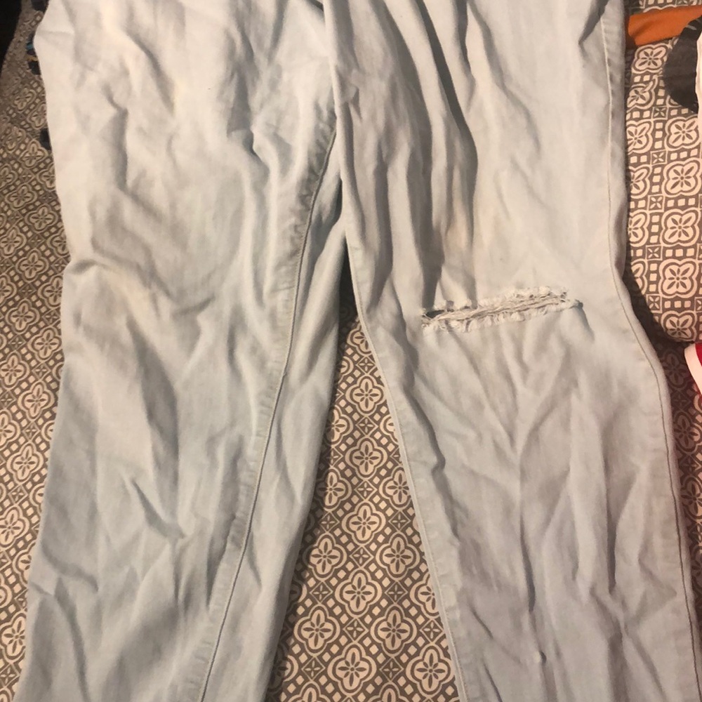Jeans - Picture 2 of 3
